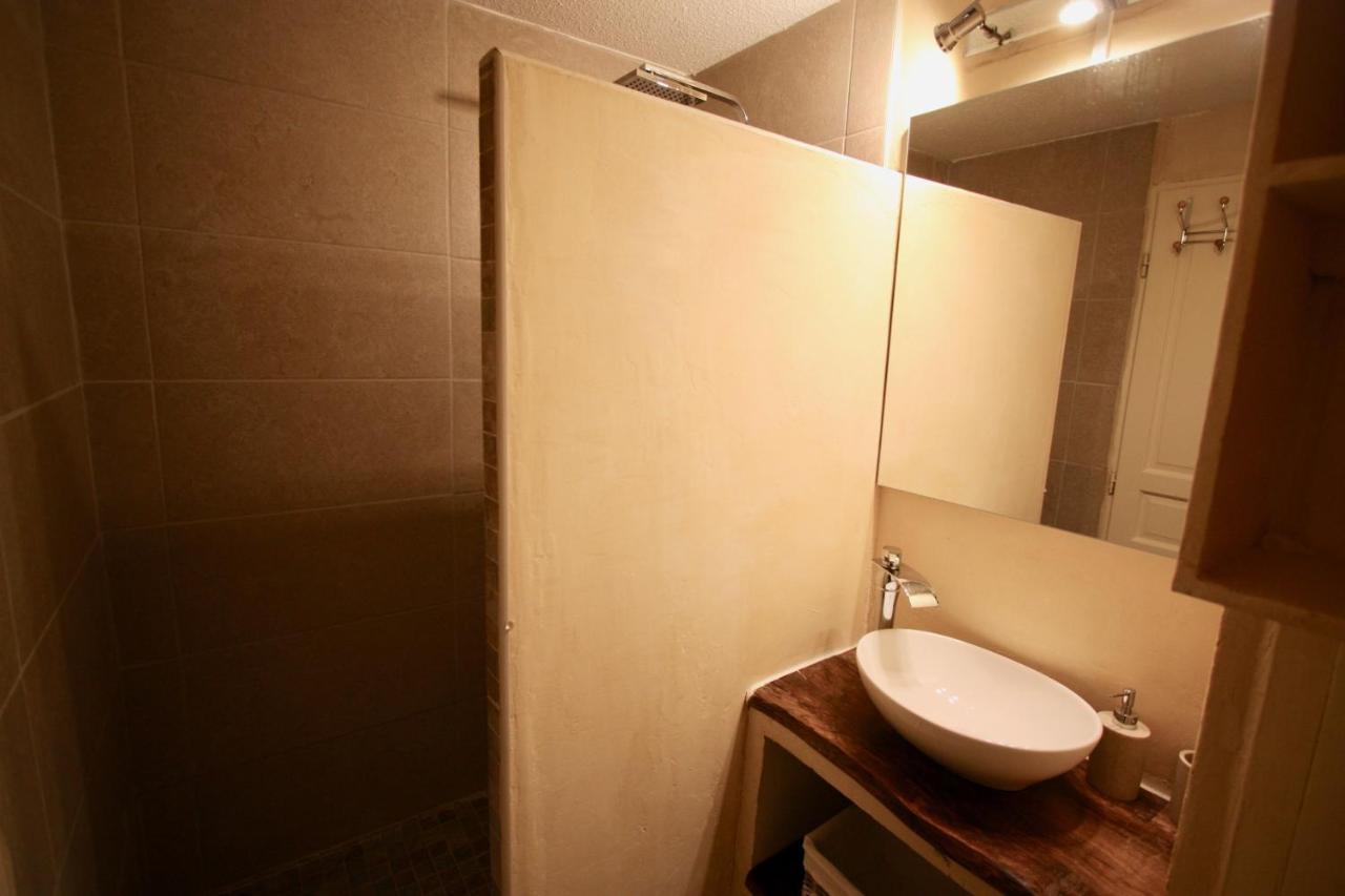 Appartement Entre mer et massif forestier de l'Estérel à Théoule-sur-Mer Extérieur photo